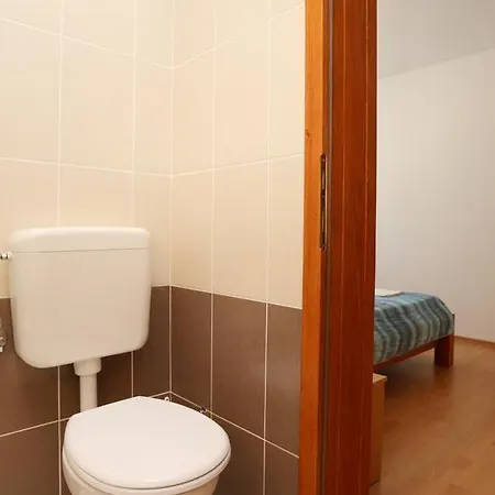 Apartment Kuciste - Perna 4545a Trstenik (Dubrovnik-Neretva)