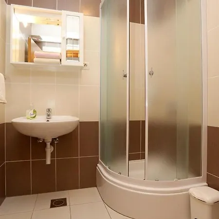 Apartment Kuciste - Perna 4545a